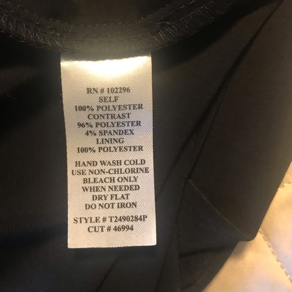 Black Dress - Picture 7 of 7